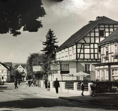 Bergischer Hof Оверат Экстерьер фото